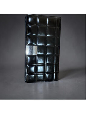 Chanel Chocolate Bar Patent Leather Wallet & COA, Dust Bag